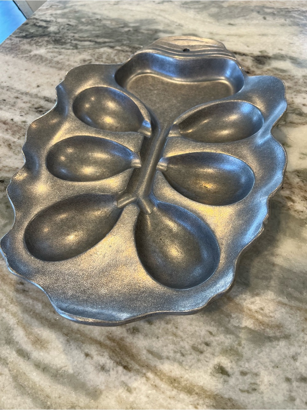 The Oyster Bed LE PETITE OYSTER SERVING PLATE